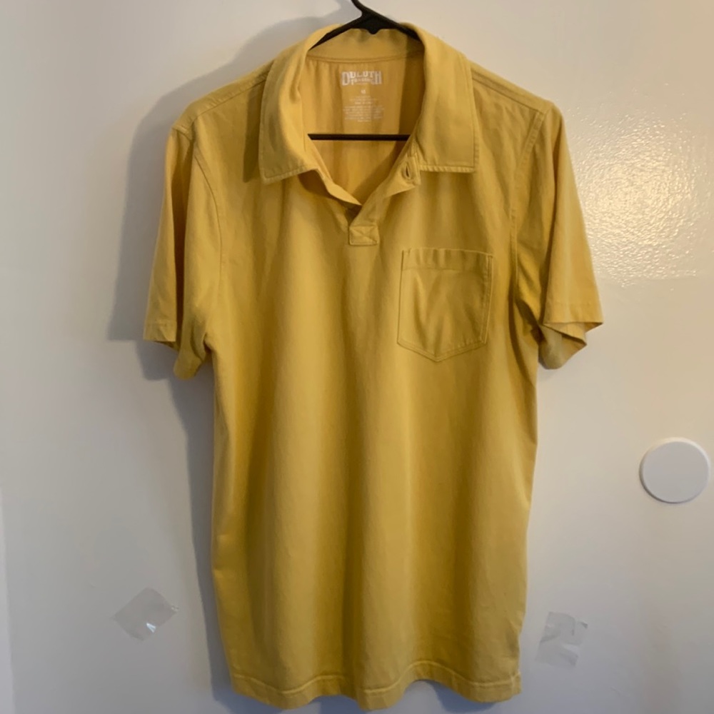 Duluth Trading Co Men’s Polo Shirt. Medium, Very Good condition.
